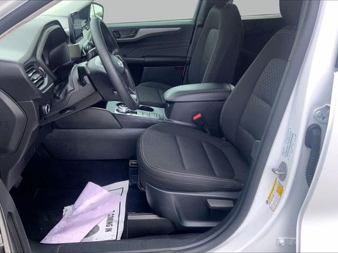 Certified 2025 Ford Escape Active FWD image 8