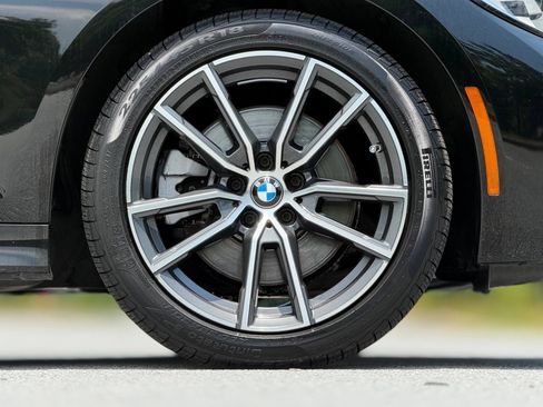Used 2019 BMW 330i xDrive Sedan w/ Driving Assistance Package AWD/4WD image 21
