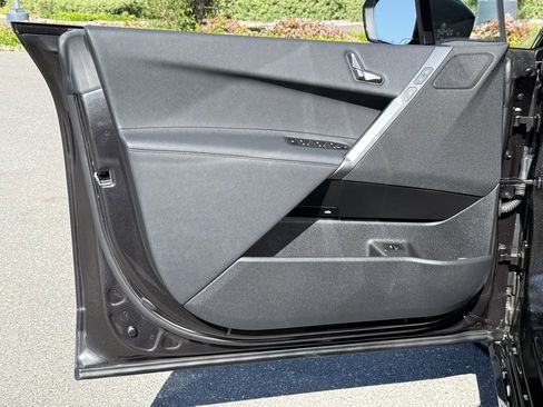 Used 2025 BMW iX xDrive50 w/ Sport Package image 19