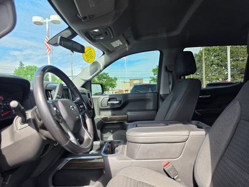 Used 2021 Chevrolet Silverado 1500 RST AWD/4WD image 13