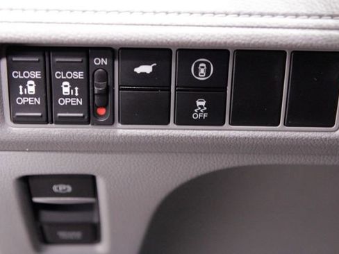 Certified 2024 Honda Odyssey EX-L image 27