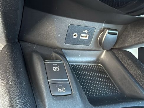 Certified 2022 Nissan Rogue Sport SV w/ Technology Package image 16