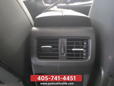 Used 2021 Nissan Rogue SV AWD/4WD image 23