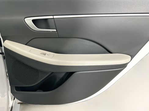 Used 2024 Hyundai Sonata SEL FWD image 28