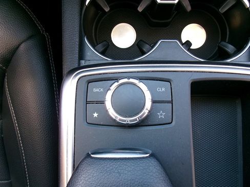 Used 2014 Mercedes-Benz ML 350 4MATIC w/ Premium 1 Package image 38