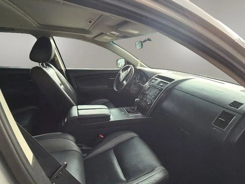 Used 2011 MAZDA CX-9 Touring w/ Moonroof & Bose Audio Pkg AWD/4WD image 8