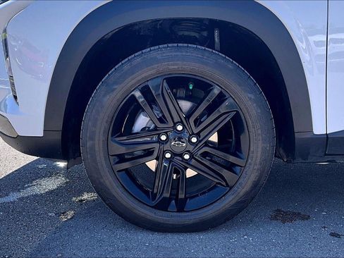Used 2024 Chevrolet Trax ACTIV w/ Driver Confidence Package FWD image 9