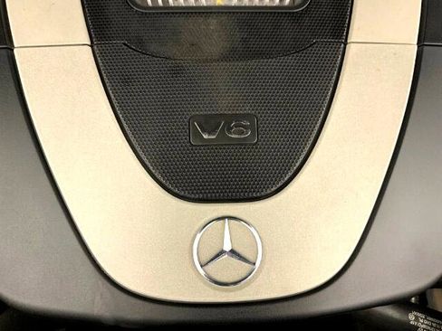 Used 2011 Mercedes-Benz C 300 4dr Sdn C 300 Sport RWD image 36