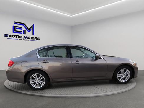 Used 2011 INFINITI G37 Journey w/ Premium Pkg image 6