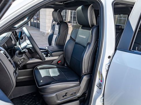 Used 2025 RAM 3500 Laramie w/ Night Edition image 28