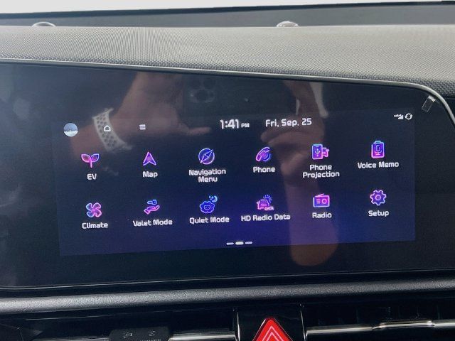 Certified 2025 Kia Niro Wind FWD image 15