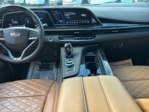 Used 2024 Cadillac Escalade Sport w/ LPO, ONYX Package AWD/4WD image 28