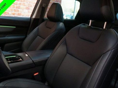 Certified 2025 Nissan Murano SL w/ Cargo Package image 10