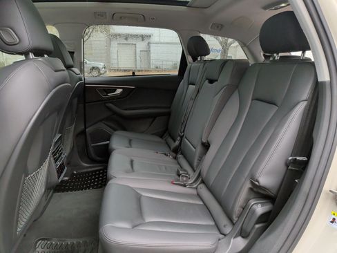 Used 2023 Audi Q7 3.0T Prestige w/ Prestige Package image 32