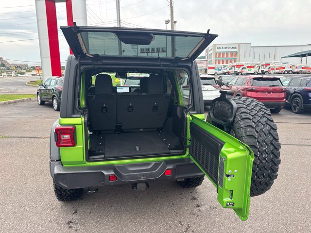 Used 2026 Jeep Wrangler Unlimited Sport AWD/4WD image 19