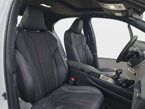 Used 2023 Lexus UX 250h F Sport image 12