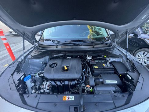 Used 2025 Kia Soul LX w/ LX Technology Package image 30