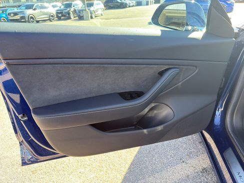 Used 2019 Tesla Model 3 Long Range image 10