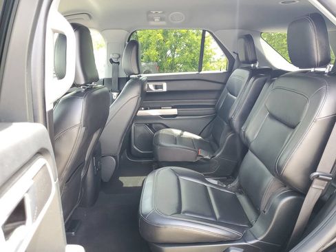 Certified 2023 Ford Explorer XLT w/ Equipment Group 202A AWD/4WD image 14