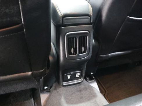 Used 2018 Jeep Compass Limited w/ Navigation Group AWD/4WD image 34
