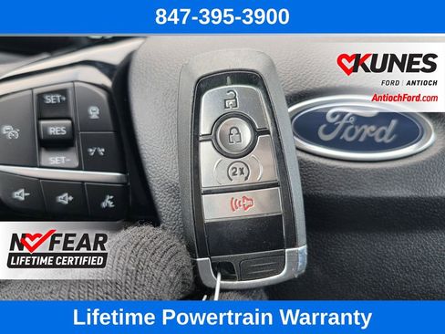 Certified 2025 Ford Escape Platinum w/ Premium Technology Package image 66