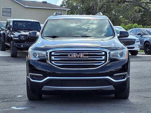 Used 2017 GMC Acadia SLT image 2