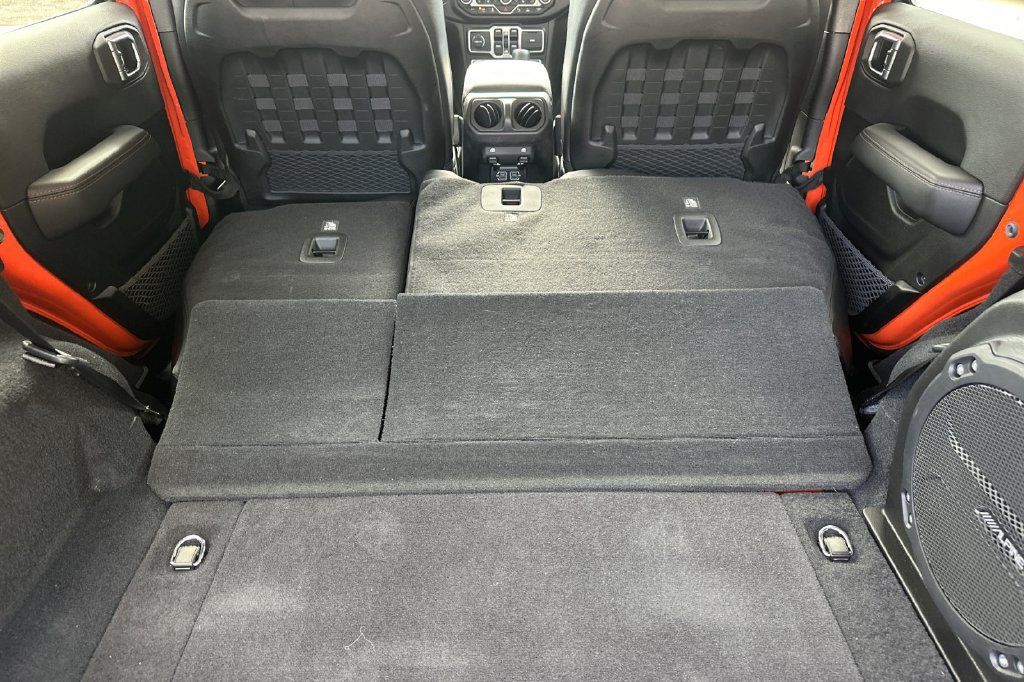 Used 2023 Jeep Wrangler Unlimited Rubicon 392 w/ Trailer Tow Package AWD/4WD image 18
