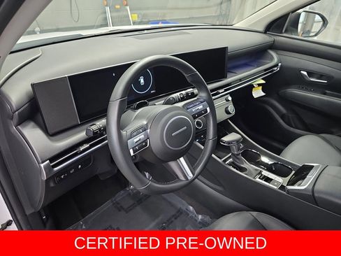Used 2025 Hyundai Tucson SEL FWD image 16