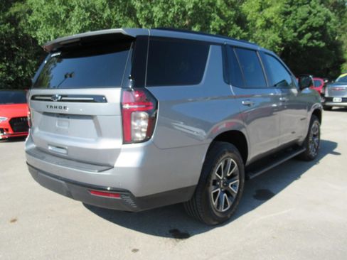 Used 2024 Chevrolet Tahoe Z71 w/ Luxury Package AWD/4WD image 7