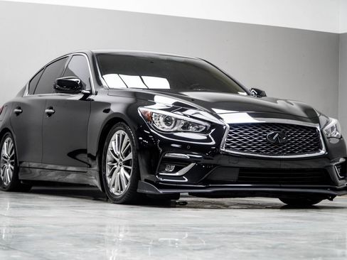 Used 2023 INFINITI Q50 Luxe w/ Cargo Package RWD image 4