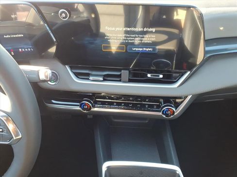 New 2026 Chevrolet Equinox LT w/ Convenience Package II FWD image 23