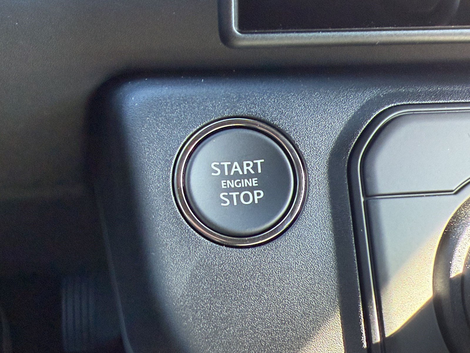 New 2026 Land Rover Defender 110 S AWD/4WD image 17