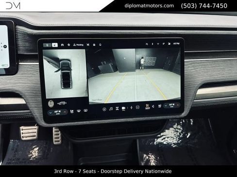 Used 2024 Rivian R1S Adventure AWD/4WD image 36