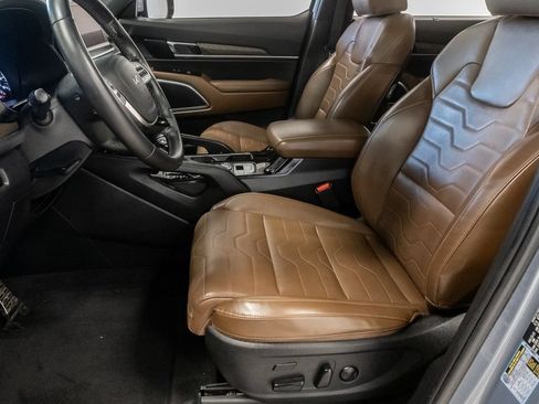 Used 2022 Kia Telluride SX w/ SX Prestige Package AWD/4WD image 11