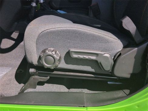 New 2025 Jeep Gladiator Sport image 13