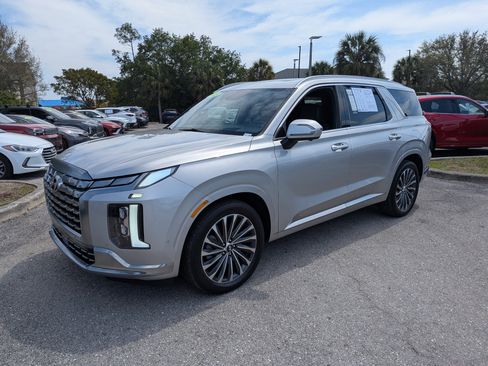 Used 2025 Hyundai Palisade Calligraphy image 8