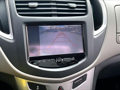 Used 2016 Chevrolet Trax LT w/ LT Convenience Package image 26