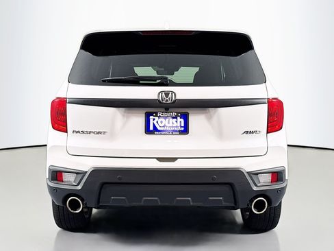 Certified 2023 Honda Passport EX-L image 6