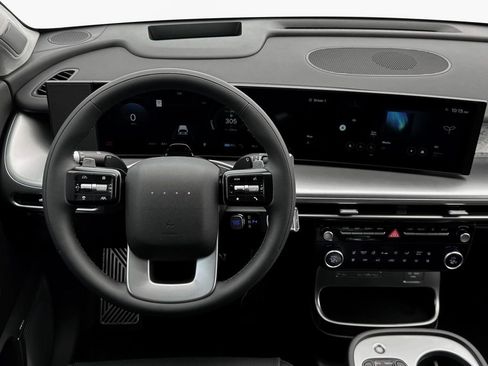 New 2026 Hyundai Ioniq 9 Calligraphy image 10