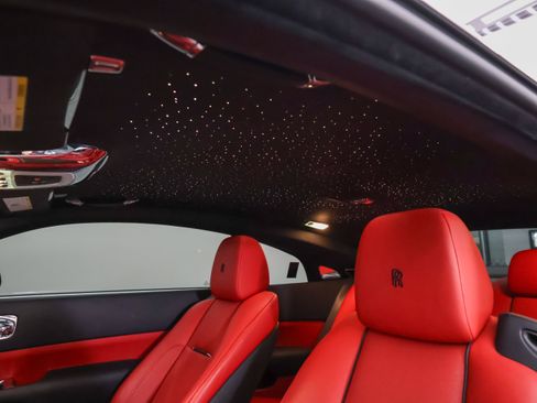 Used 2018 Rolls-Royce Wraith RWD image 19