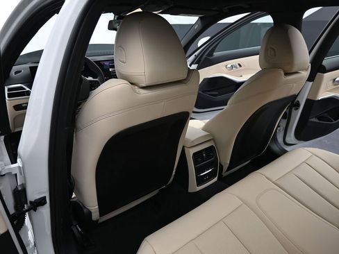 New 2026 BMW 330i Sedan w/ Premium Package RWD image 29