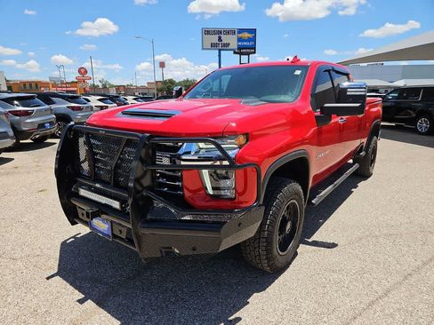 Used 2023 Chevrolet Silverado 2500 LTZ AWD/4WD image 4