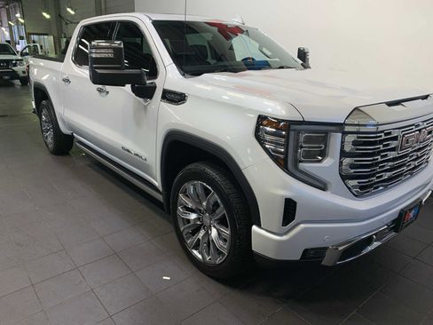 Used 2024 GMC Sierra 1500 Denali w/ Denali Reserve Package image 2