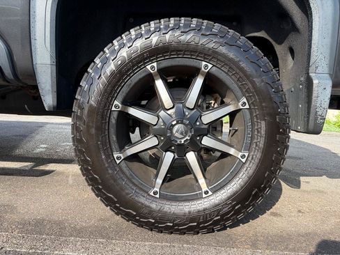 Used 2020 GMC Sierra 2500 Denali w/ Denali Ultimate Package AWD/4WD image 16