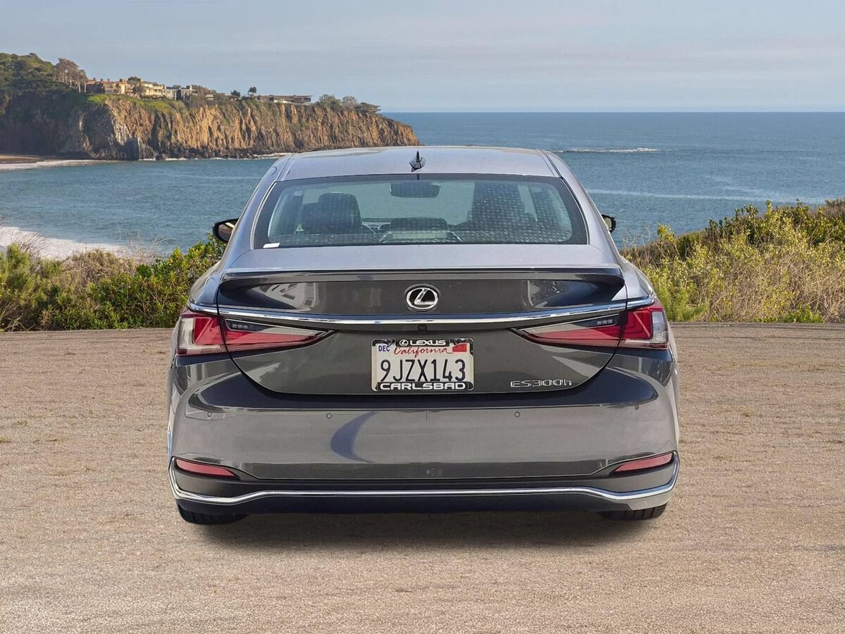 Used 2024 Lexus ES 300h w/ Accessory Package (Z1) FWD image 6