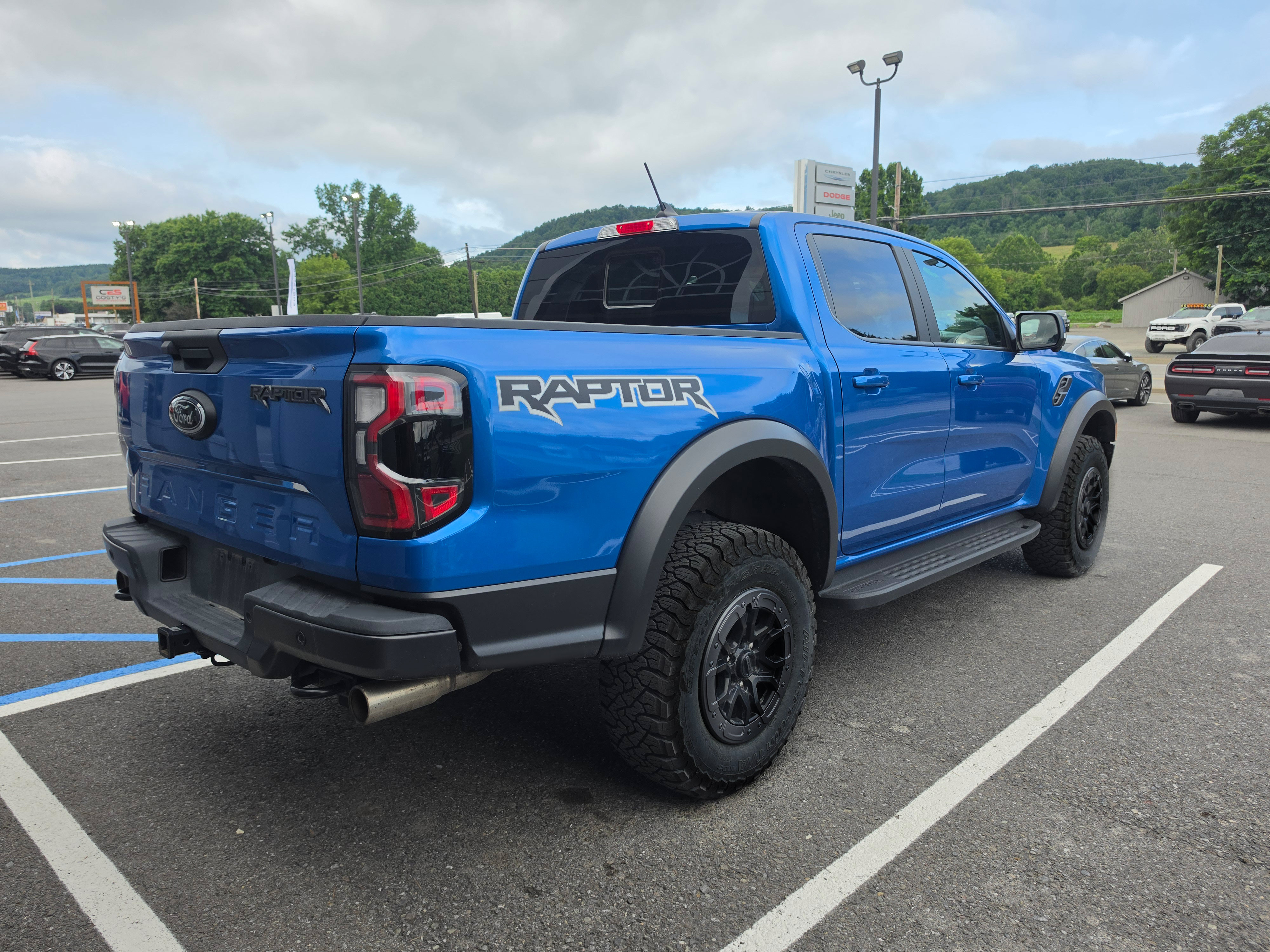 Used 2025 Ford Ranger Raptor AWD/4WD image 3