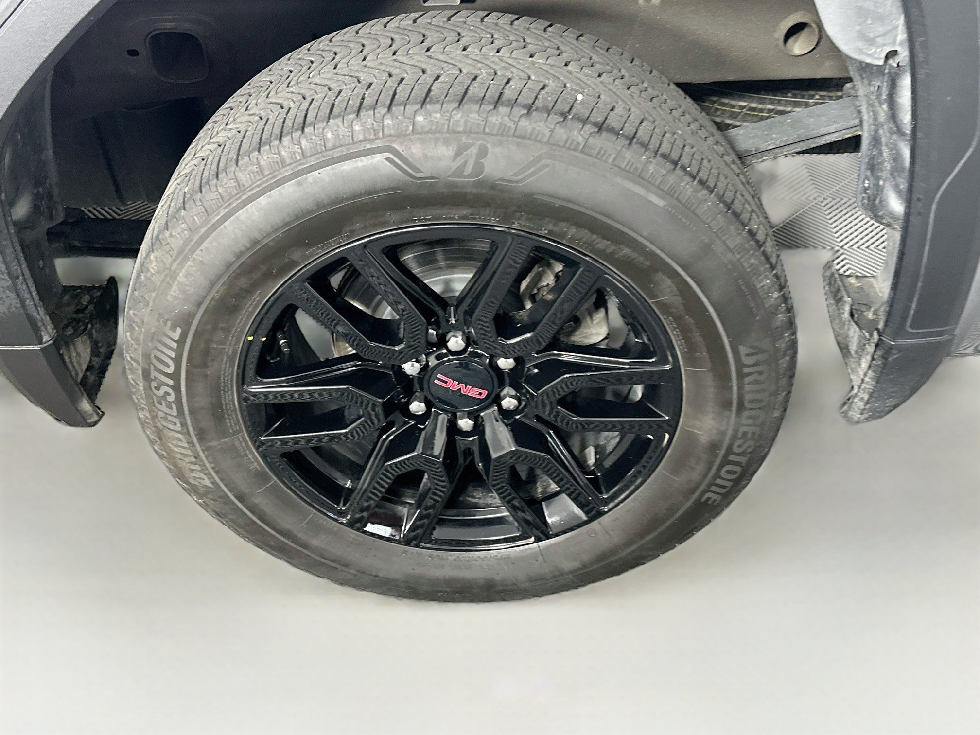 Used 2025 GMC Sierra 1500 Elevation AWD/4WD image 11