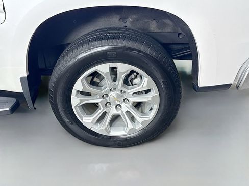 Used 2024 Chevrolet Silverado 1500 LTZ w/ LPO, Dark Essentials Package image 17