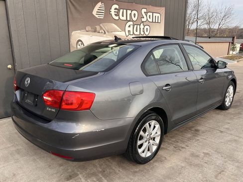 Used 2012 Volkswagen Jetta SE FWD image 7