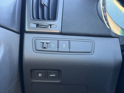 Used 2013 Hyundai Sonata Limited image 32